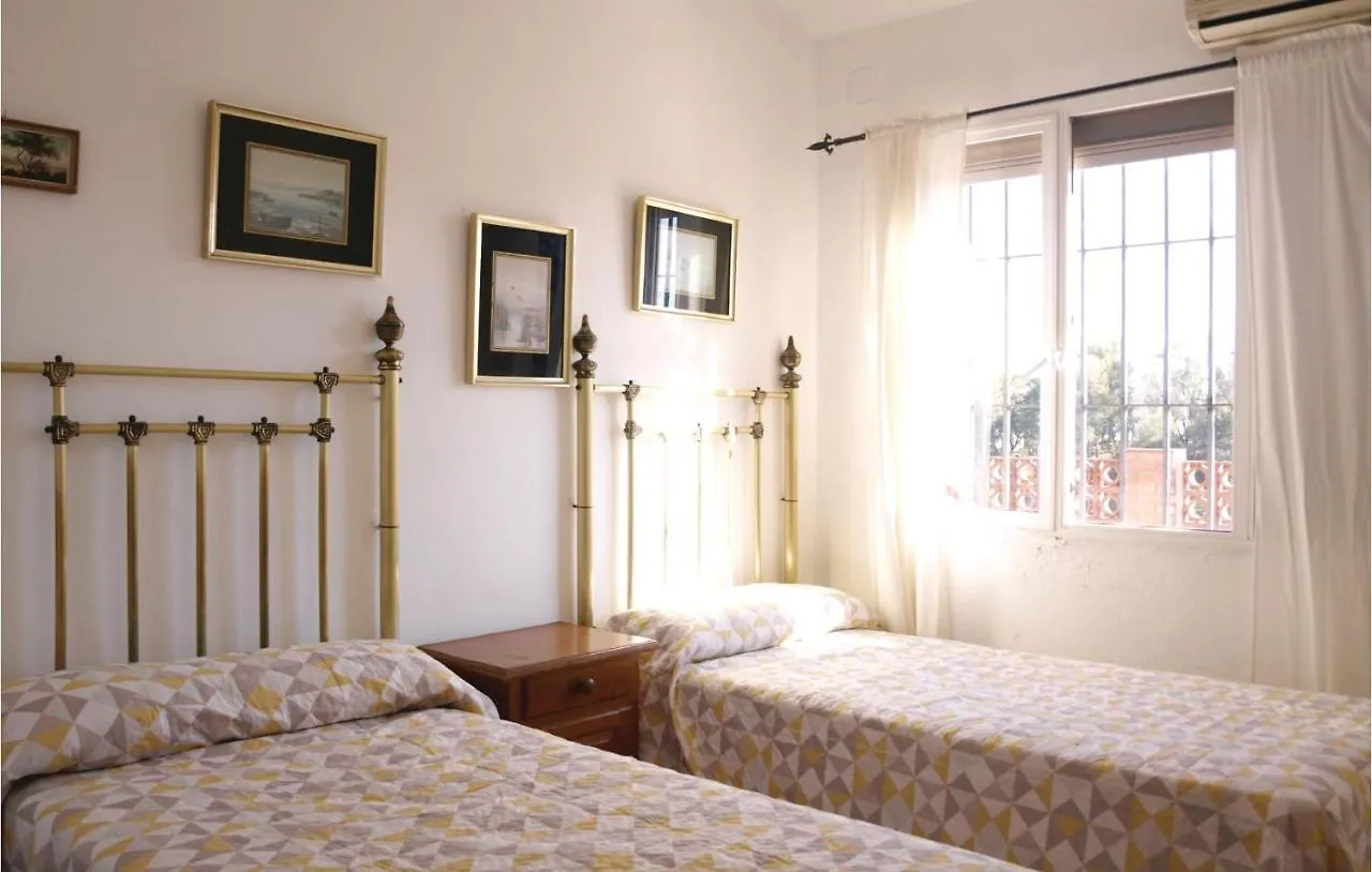 Stunning Home In Hornachuelos With Kitchen